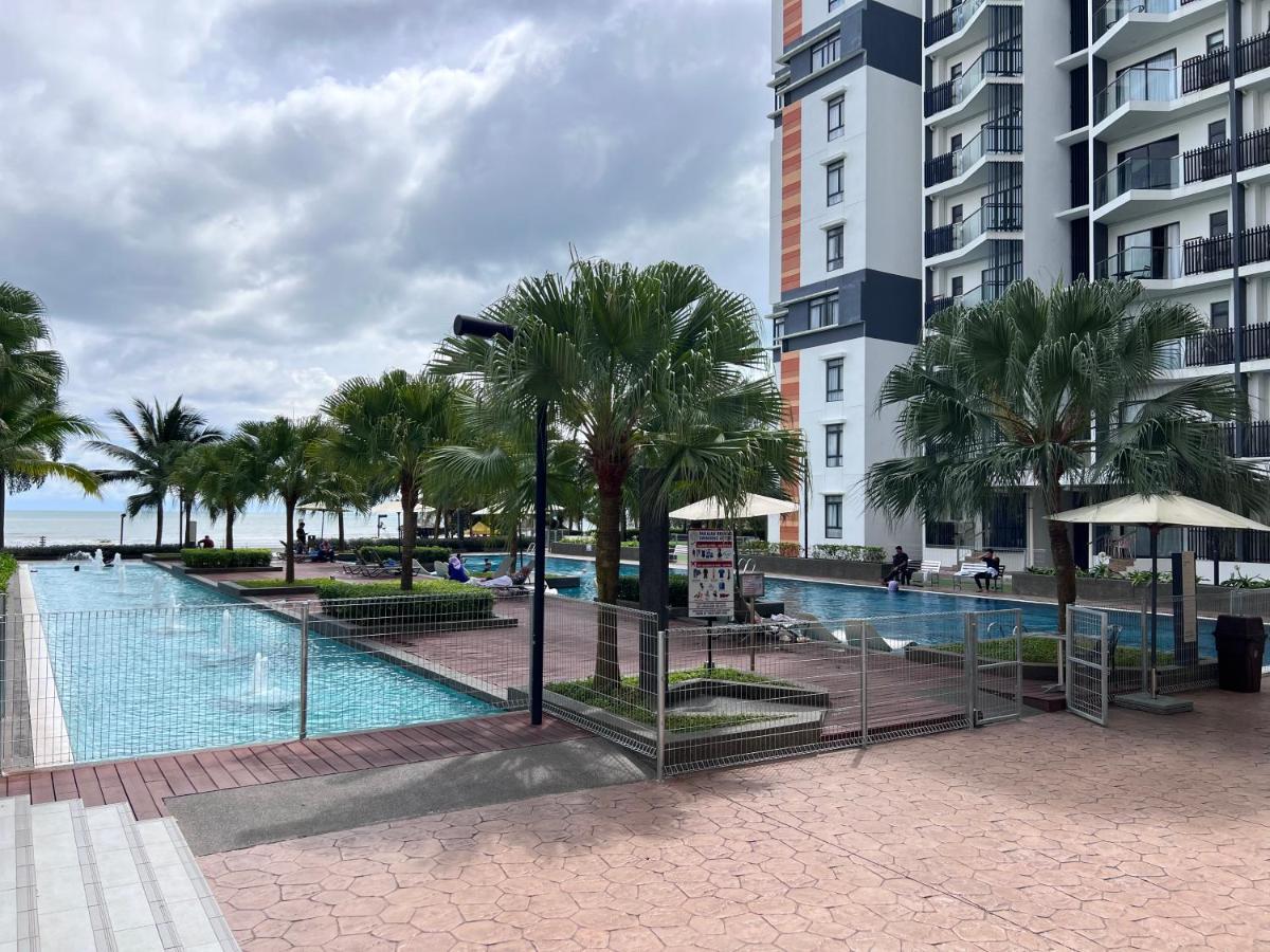 Pangsapuri Dipantai Timurbay Seaview Grdfloor Private
